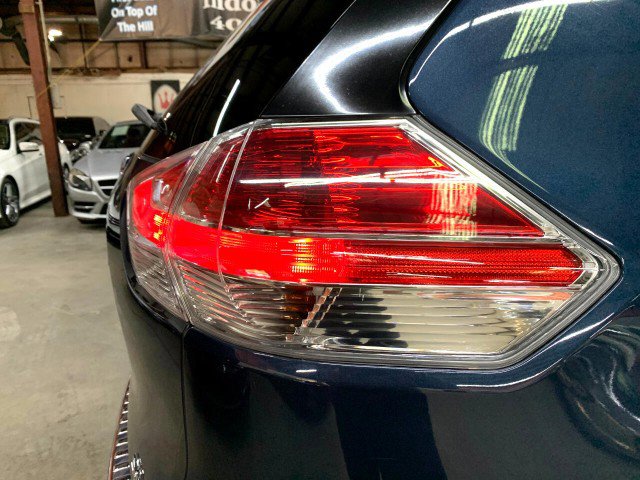 Used 2015 Nissan Rogue SL image 58