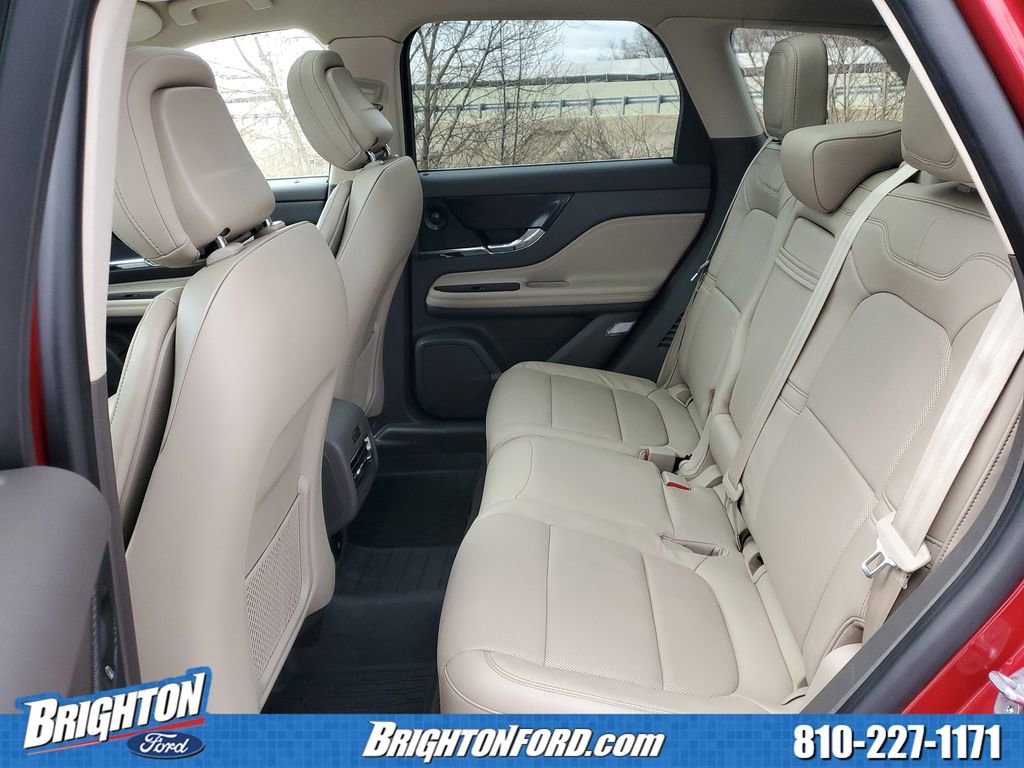 Used 2020 Lincoln Corsair Reserve w/ Elements Package image 13