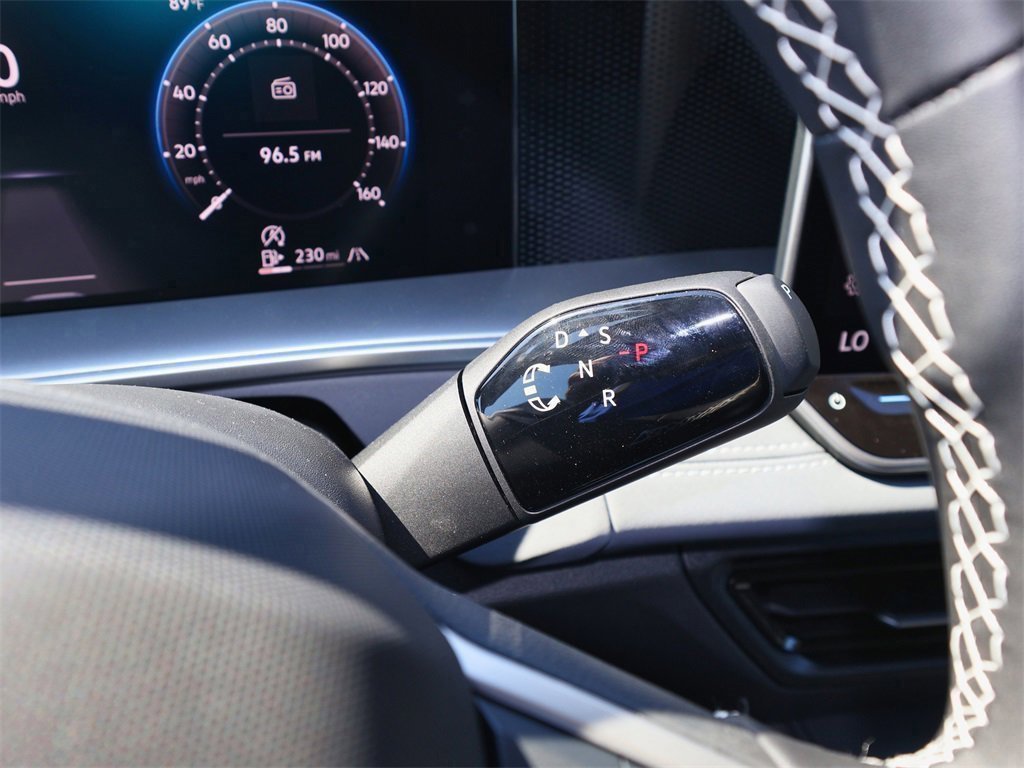 New 2025 Volkswagen Tiguan SE image 24