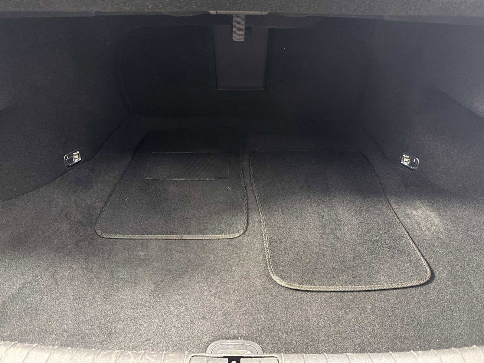 Used 2017 Genesis G80 3.8 image 16