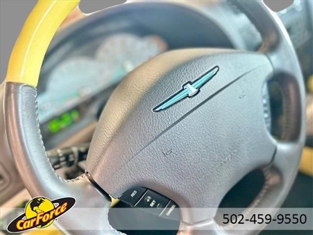 Used 2002 Ford Thunderbird image 17