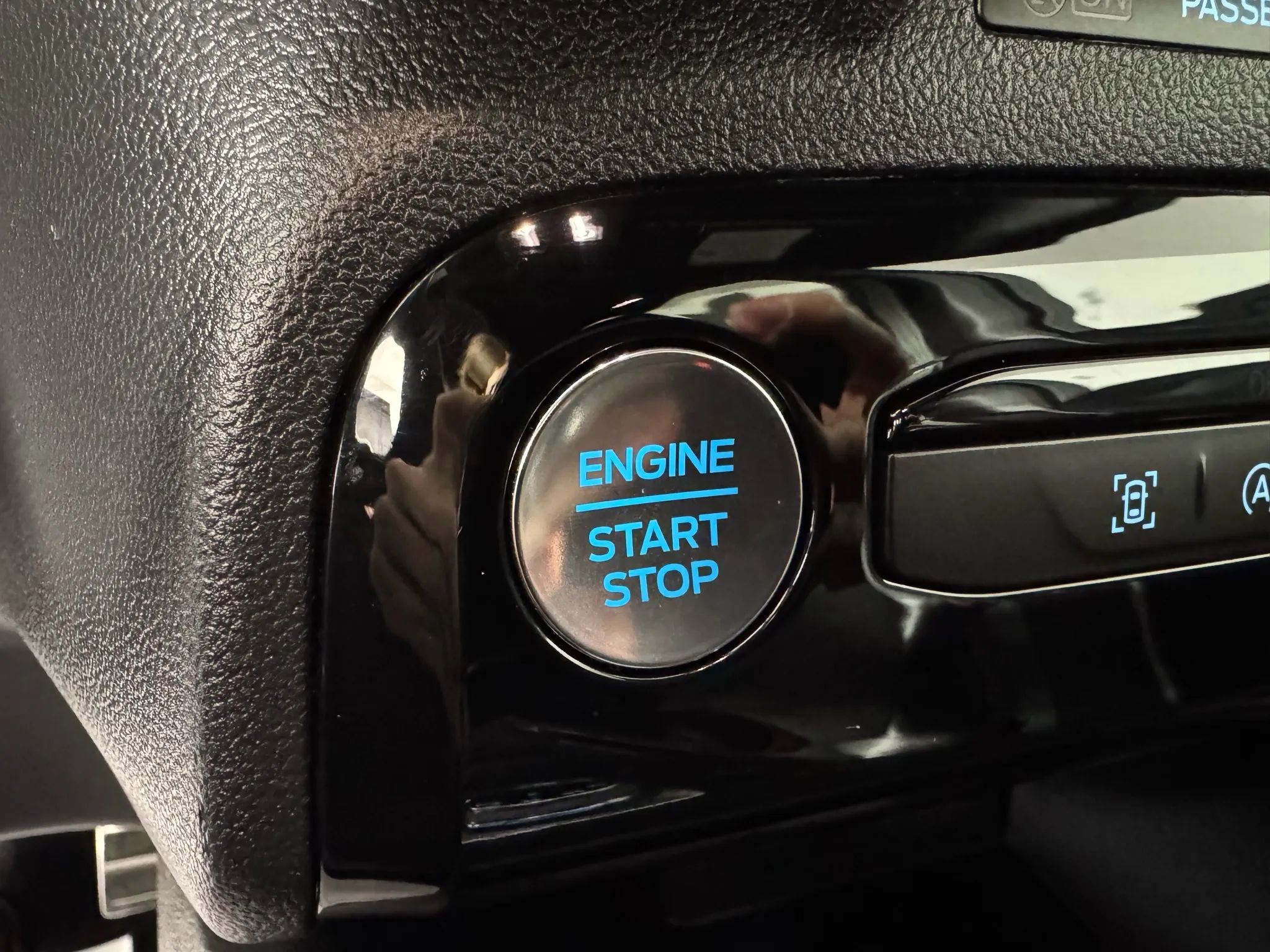 Used 2023 Ford Escape ST-Line w/ Tech Pack #1 image 17