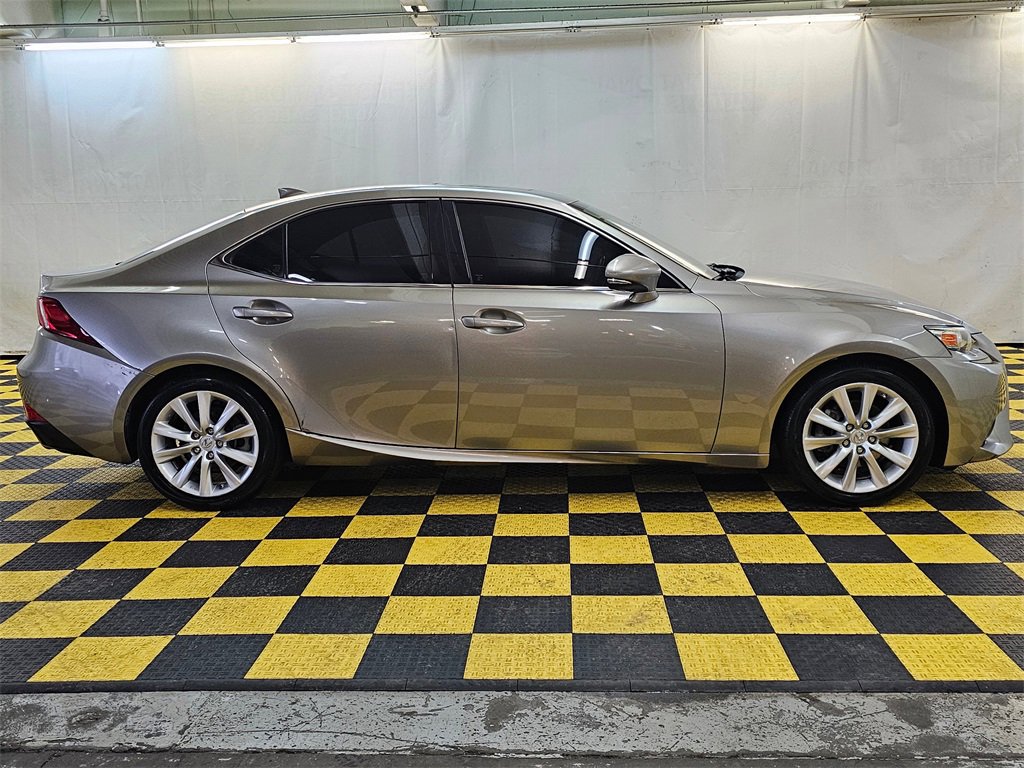 Used 2014 Lexus IS 250 image 2