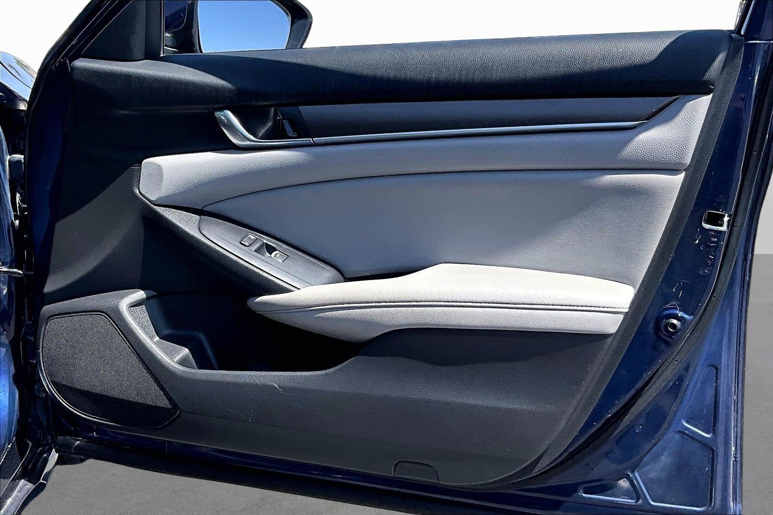 Used 2019 Honda Accord LX image 14