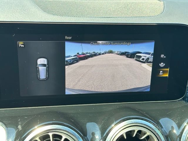Used 2023 Mercedes-Benz EQB 300 4MATIC image 24