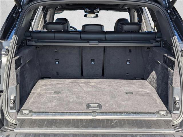 Used 2025 BMW X5 xDrive50e w/ Parking Assistance Package image 6