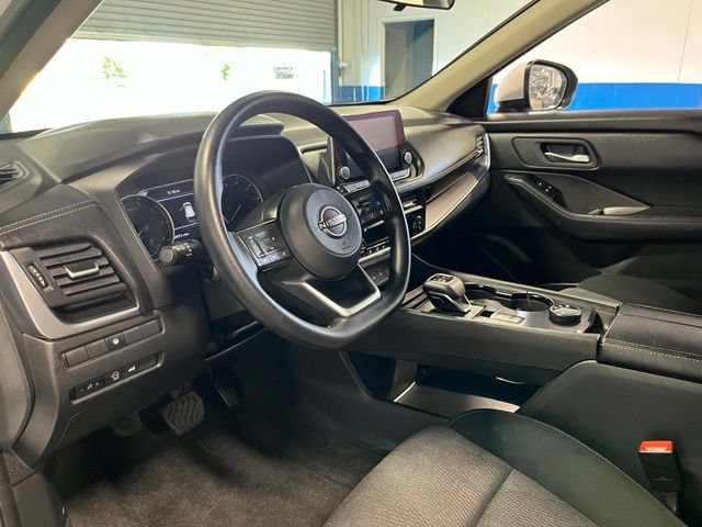 Used 2024 Nissan Rogue SV AWD/4WD image 22