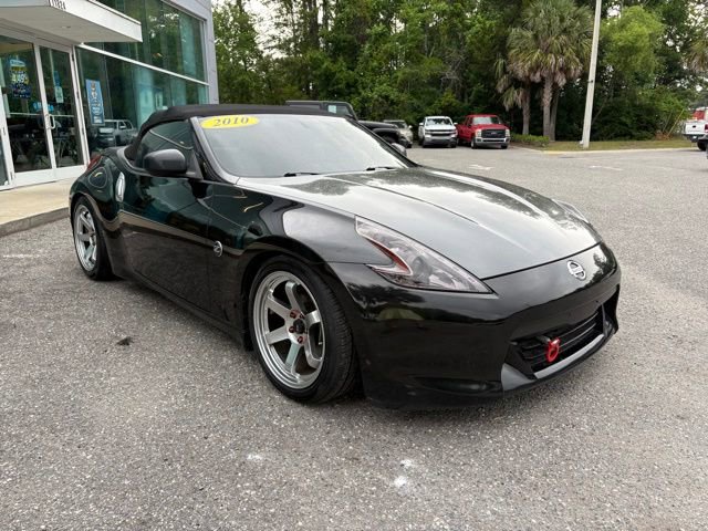 Used 2010 Nissan 370Z Touring RWD image 6