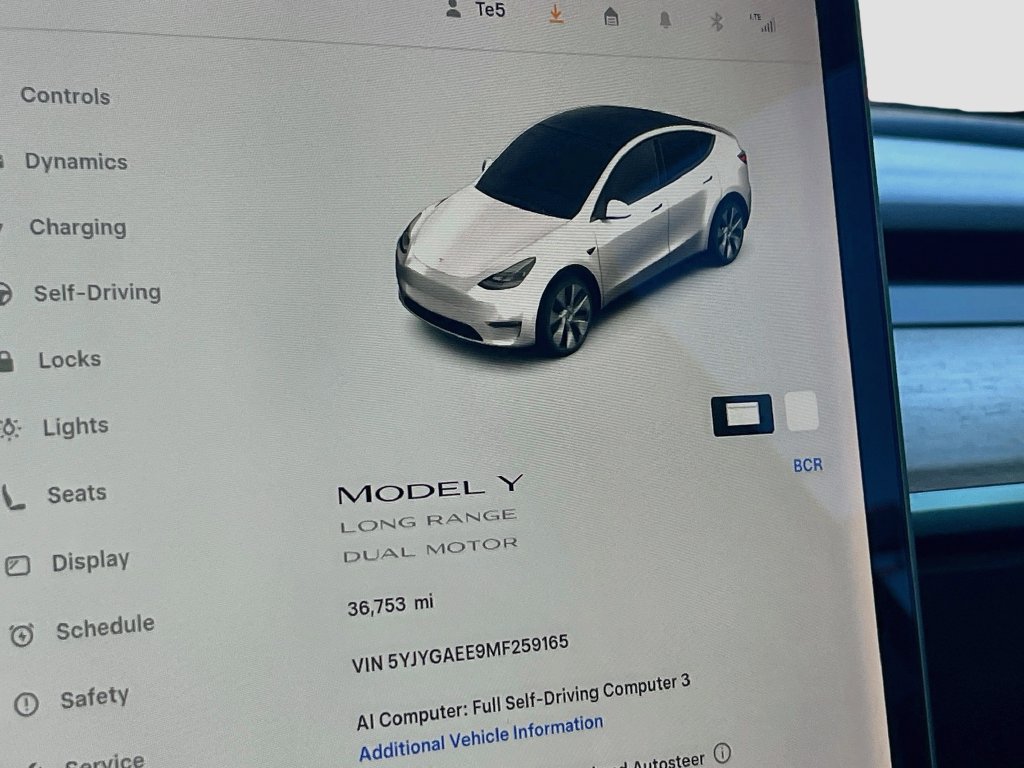 Used 2021 Tesla Model Y Long Range AWD/4WD image 12