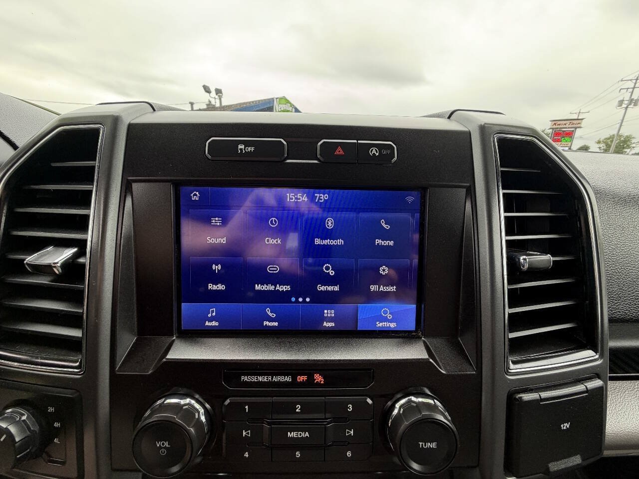 Used 2020 Ford F150 XLT w/ Trailer Tow Package AWD/4WD image 20