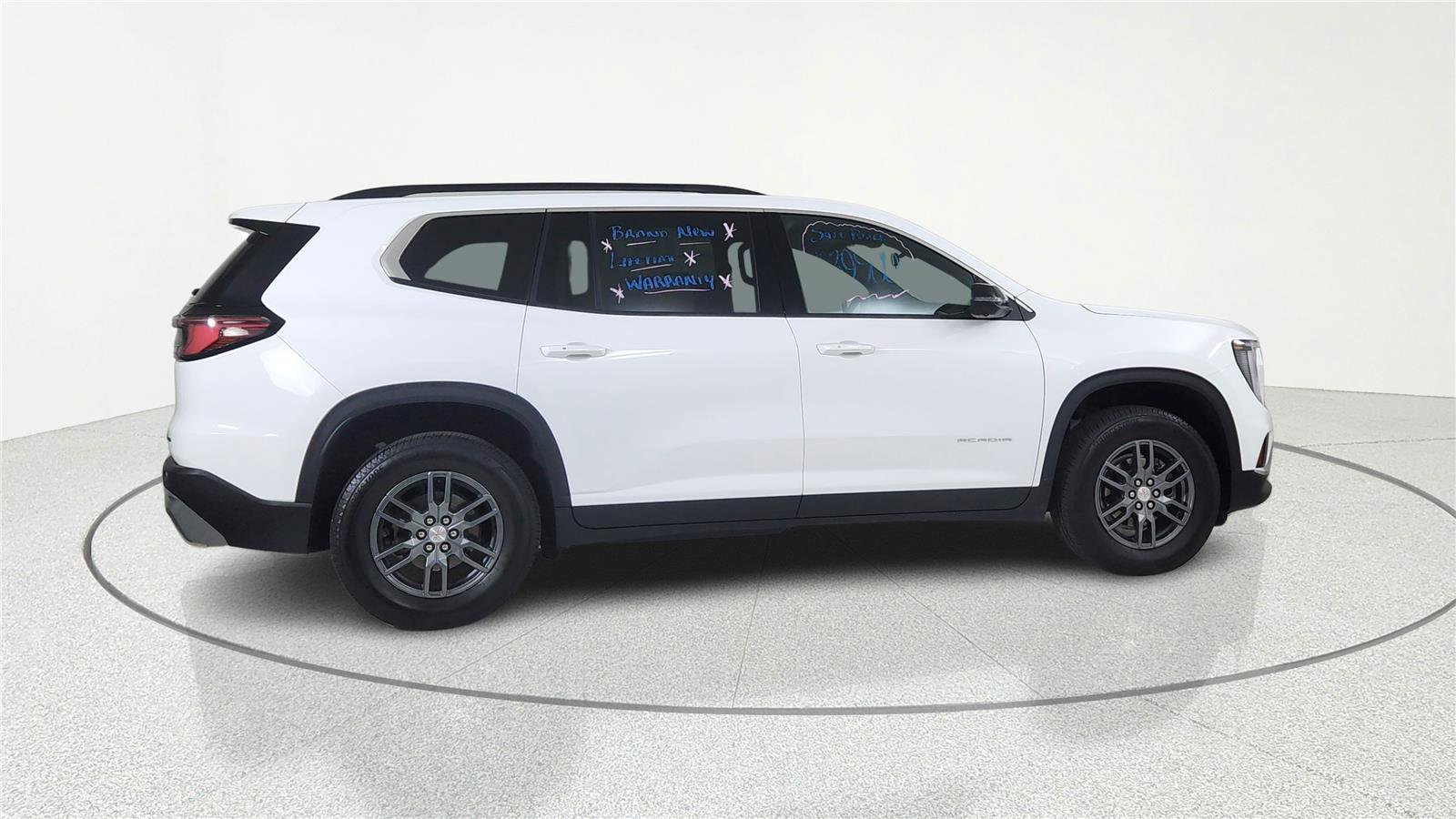 New 2025 GMC Acadia Elevation image 4