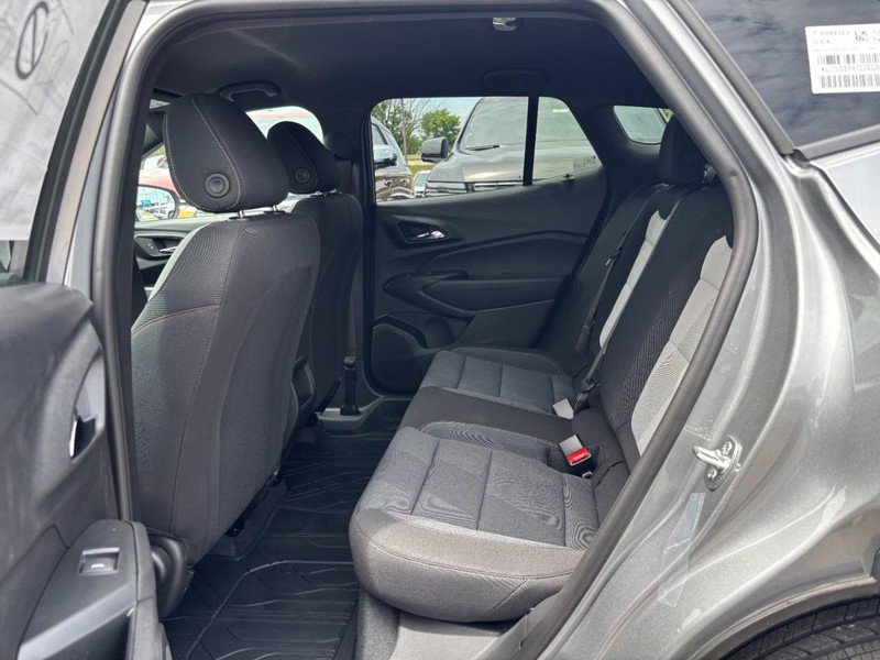 New 2026 Chevrolet Trax RS w/ Driver Confidence Package FWD image 5