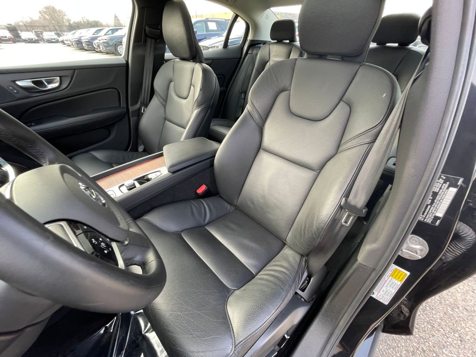 Used 2025 Volvo S60 B5 Plus image 36