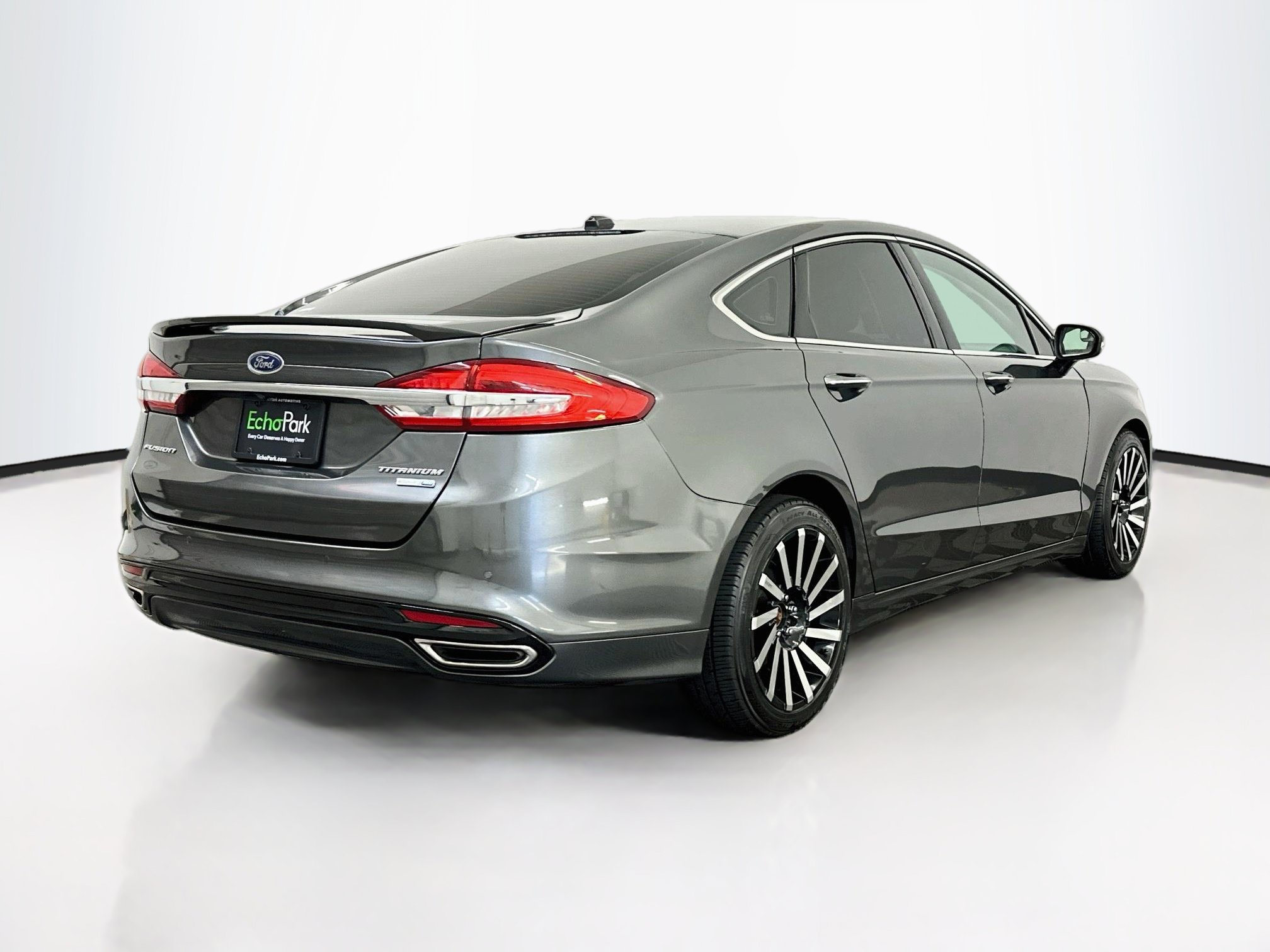 Used 2018 Ford Fusion Titanium AWD/4WD image 9