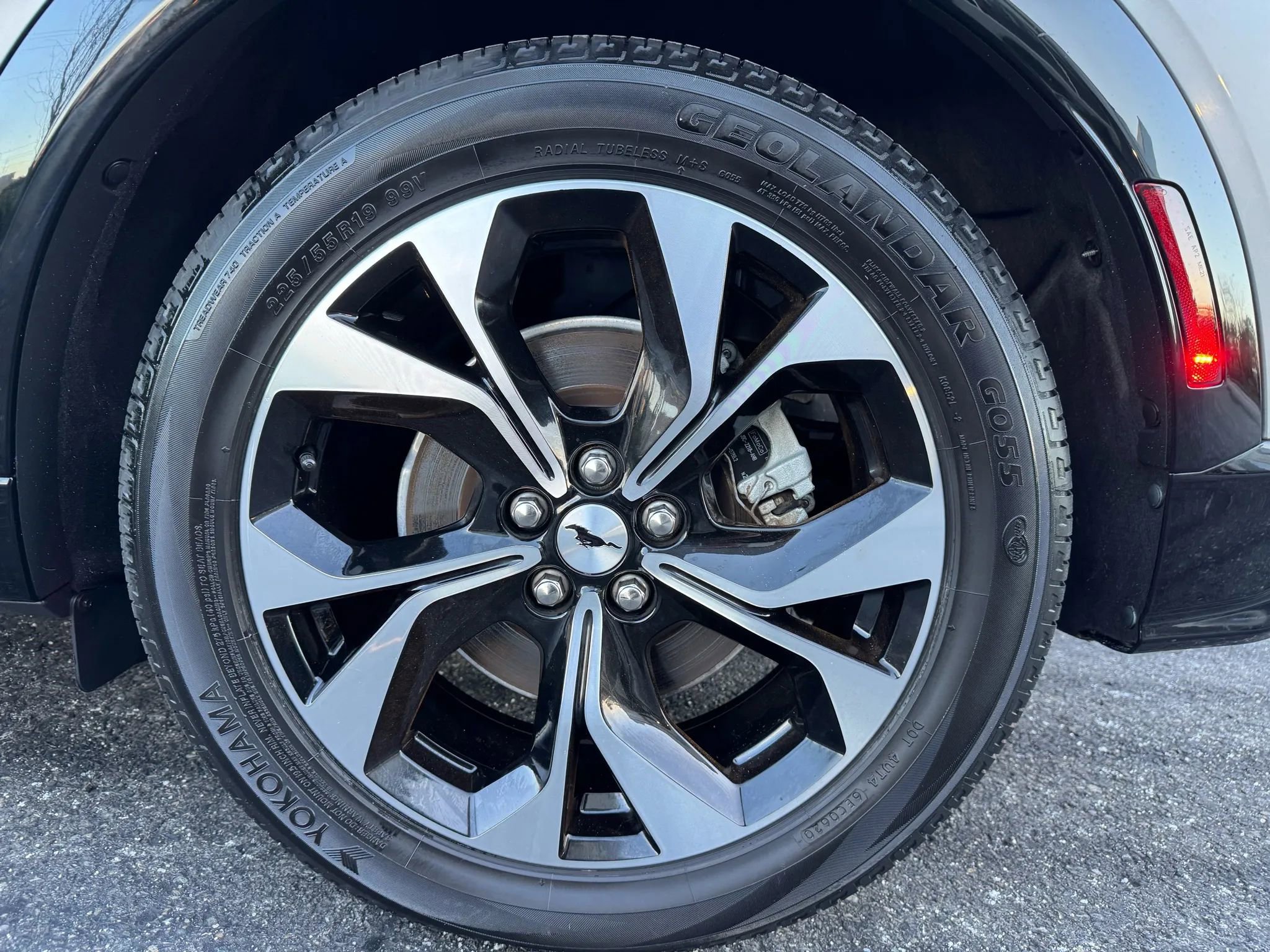 Used 2021 Ford Mustang Mach-E Premium image 17