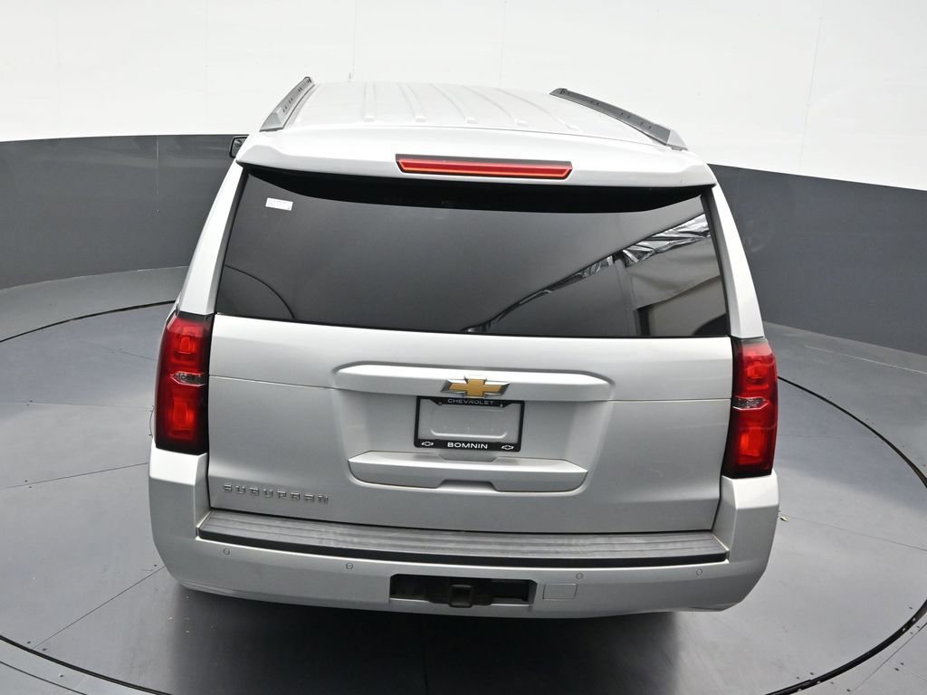 Used 2016 Chevrolet Suburban LT RWD image 19
