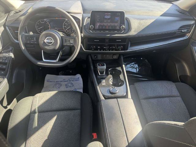 Used 2024 Nissan Rogue SV AWD/4WD image 12