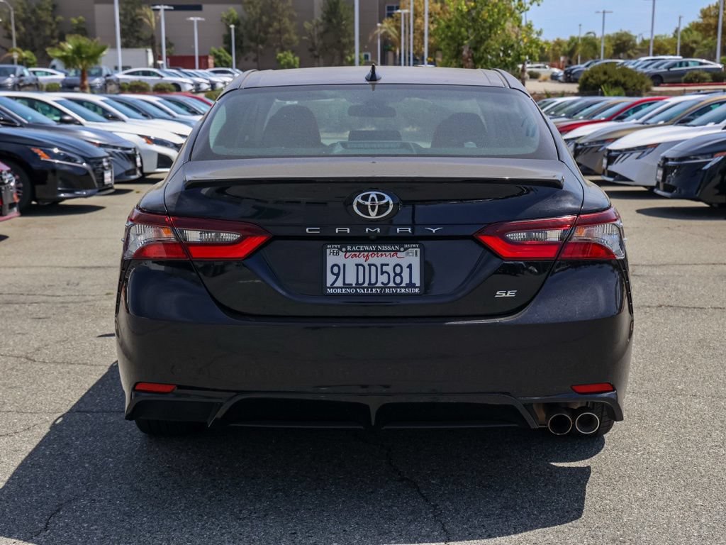 Used 2024 Toyota Camry SE FWD image 5