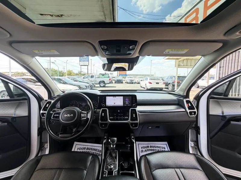 Used 2022 Kia Sorento SX AWD/4WD image 17