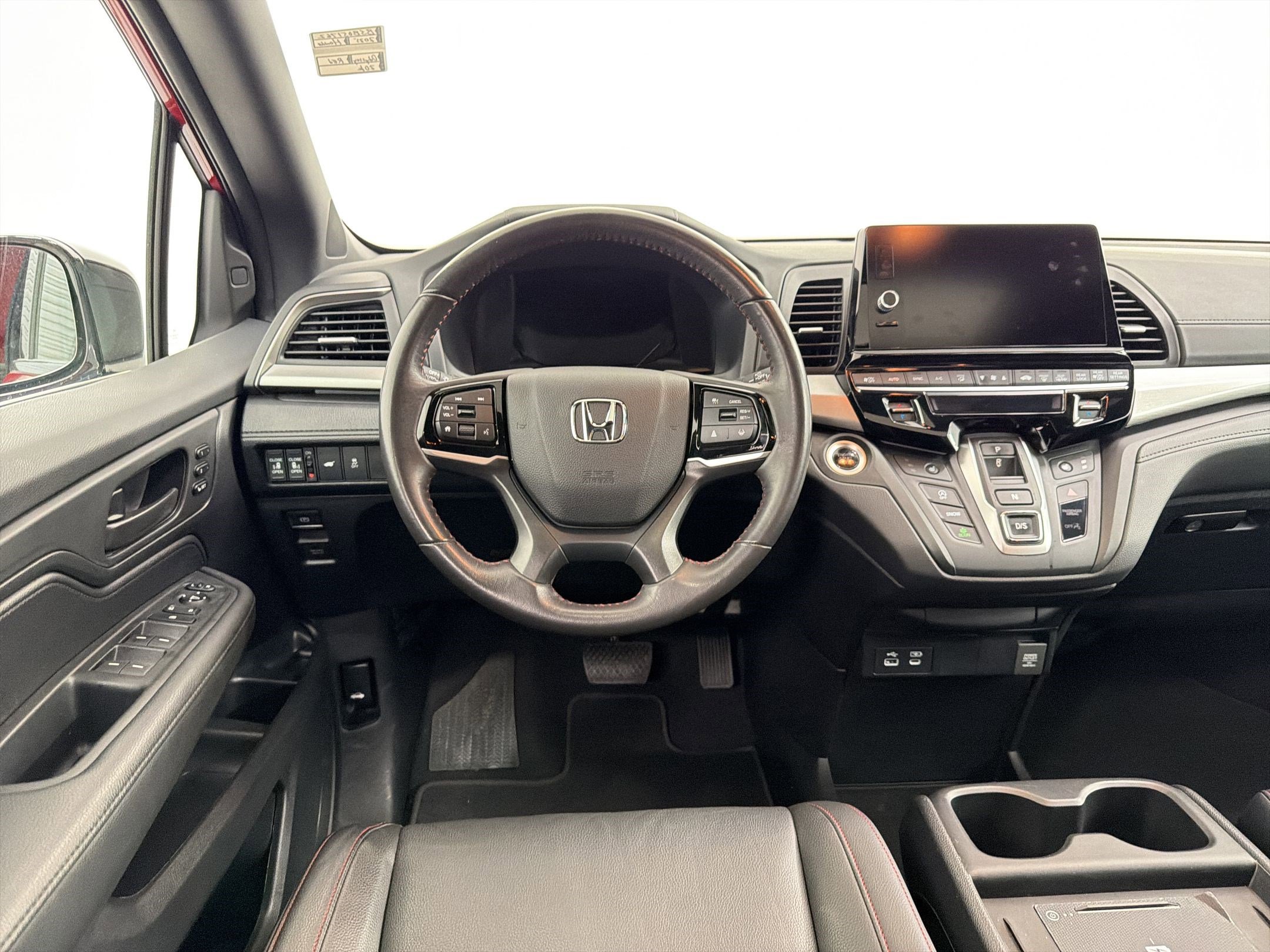 Used 2025 Honda Odyssey Sport-L image 25