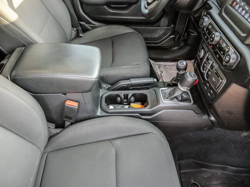 Used 2022 Jeep Gladiator Sport AWD/4WD image 17