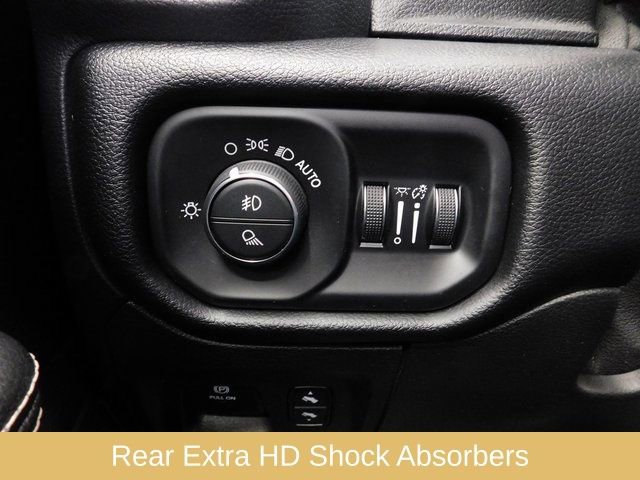 Used 2022 RAM 1500 Laramie w/ Off Road Group image 41