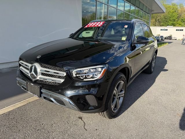 Used 2022 Mercedes-Benz GLC 300 4MATIC image 3