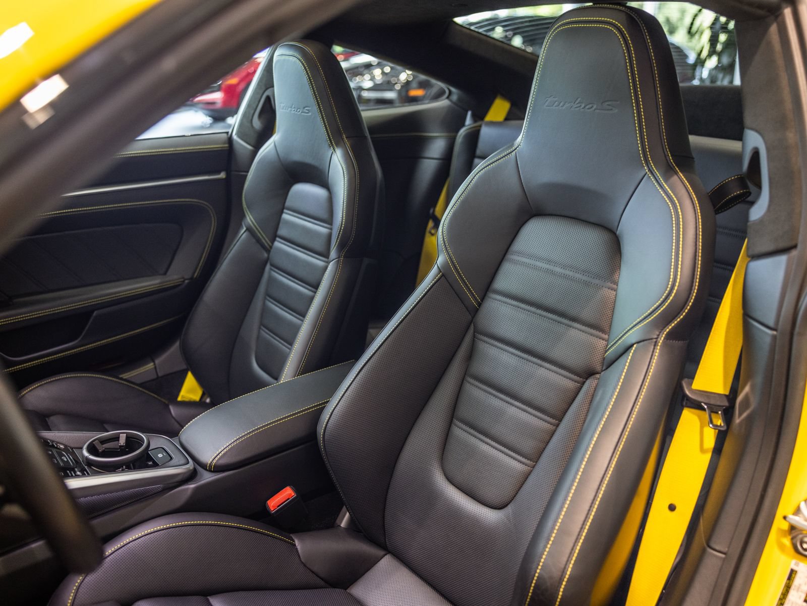 Used 2022 Porsche 911 Turbo S AWD/4WD image 5