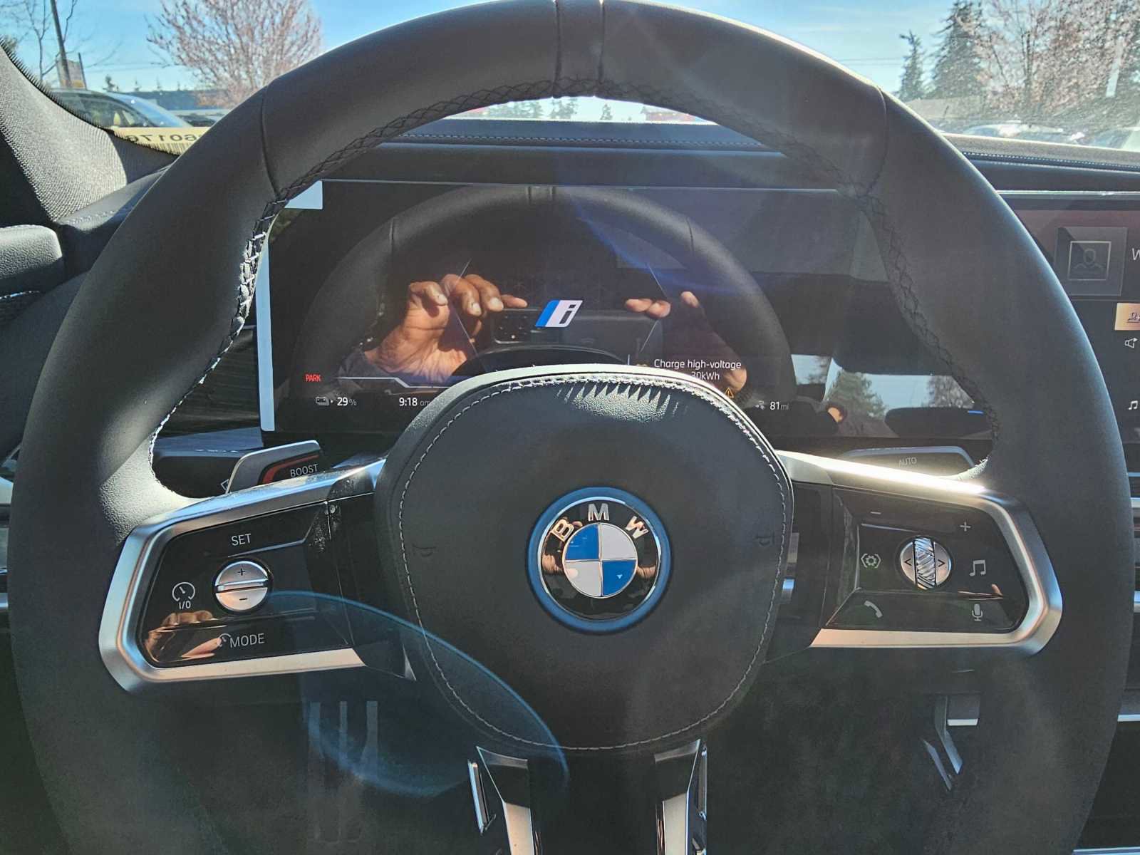 New 2024 BMW i7 xDrive60 image 27