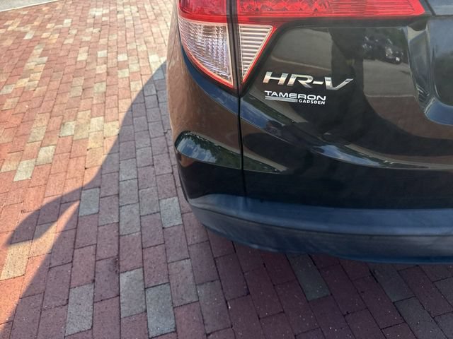 Used 2017 Honda HR-V LX image 8