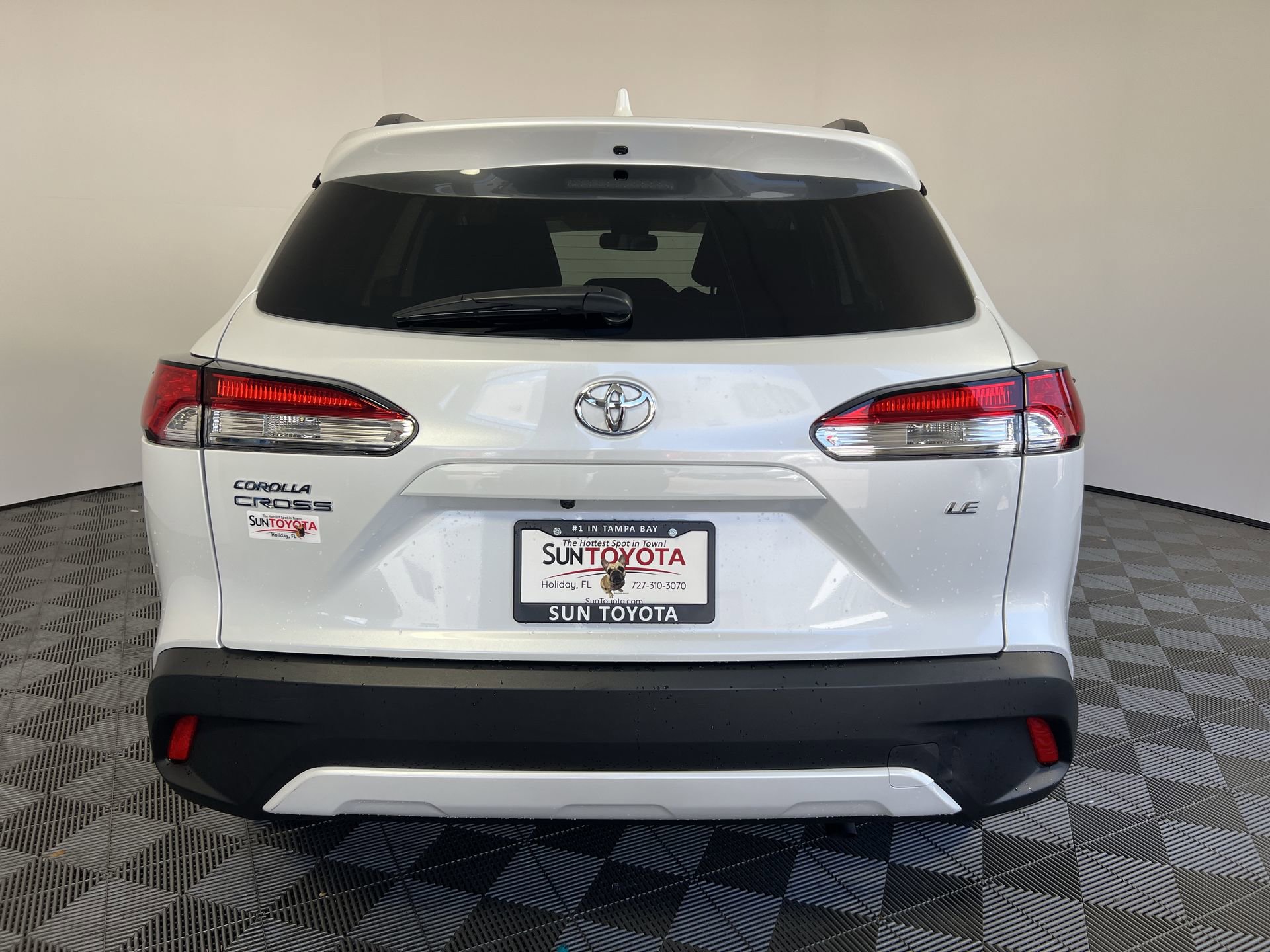 Used 2022 Toyota Corolla Cross LE FWD image 5