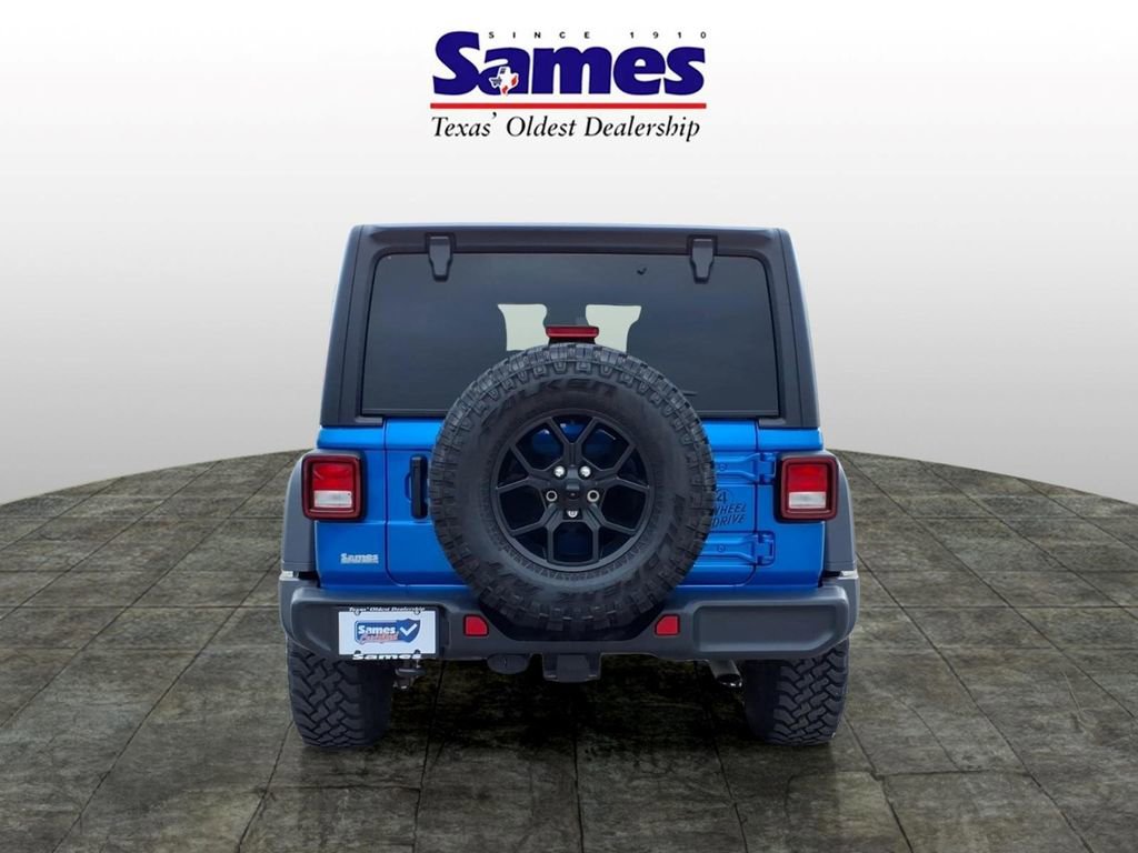 Used 2025 Jeep Wrangler Unlimited Sport AWD/4WD image 4