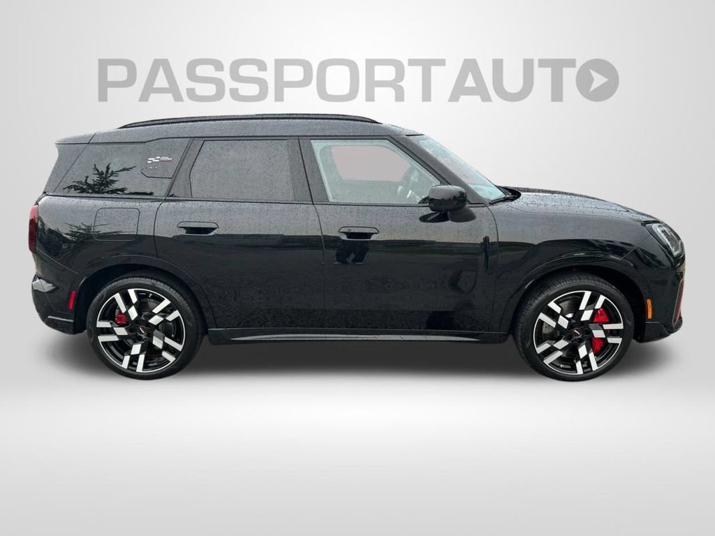 Used 2025 MINI Cooper Countryman John Cooper Works w/ Comfort Package Max AWD/4WD image 5