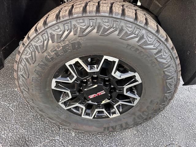New 2026 GMC Sierra 2500 AT4X image 13