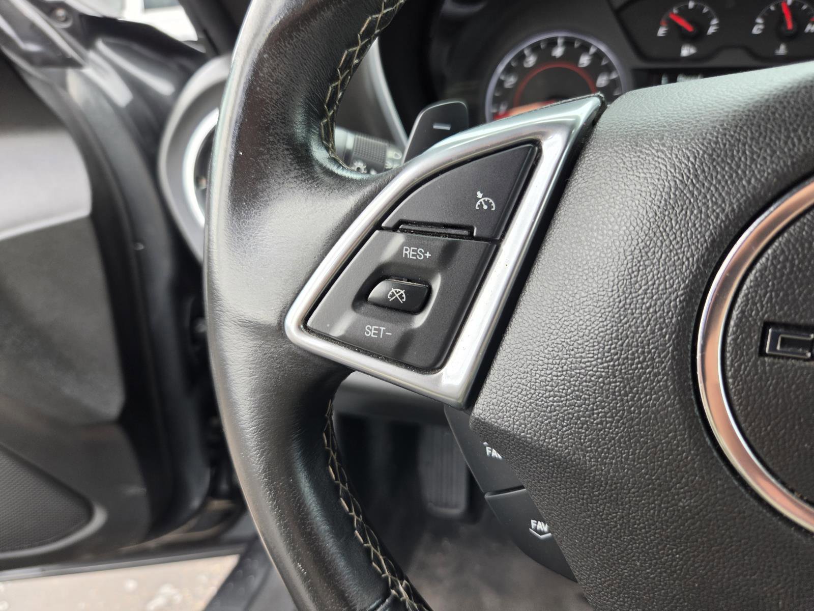 Used 2018 Chevrolet Camaro LT RWD image 18