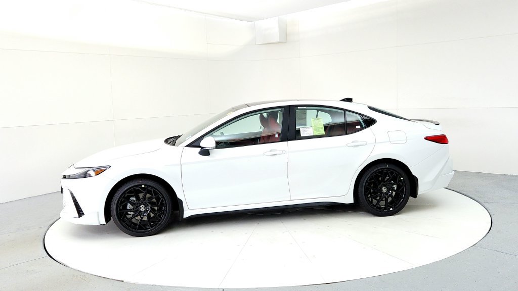 New 2026 Toyota Camry XSE AWD/4WD image 3