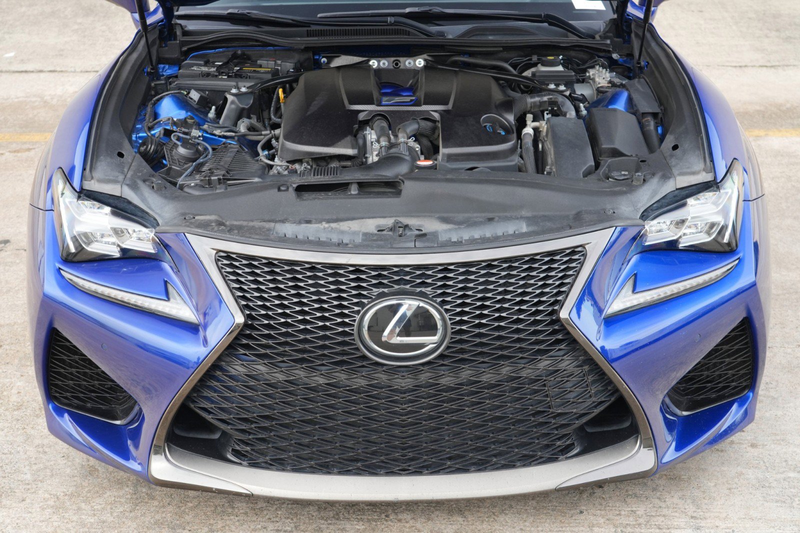 Used 2015 Lexus RC F w/ Performance Package RWD image 7