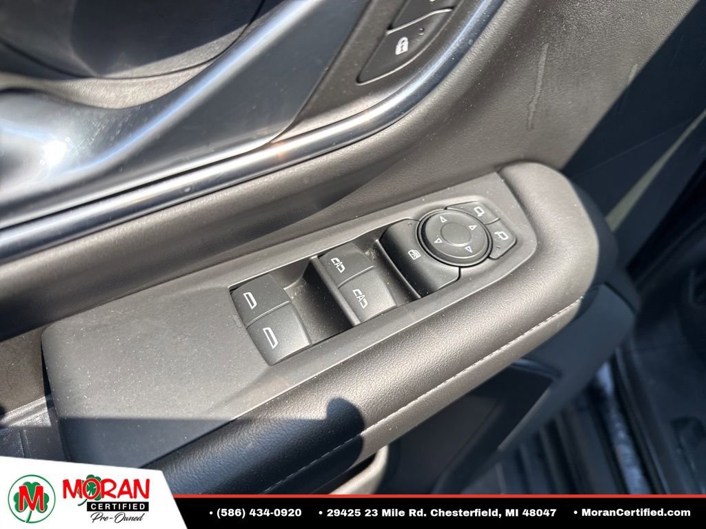 Used 2023 Chevrolet Suburban LS AWD/4WD image 10