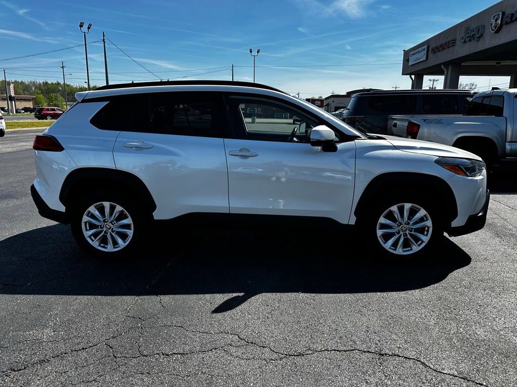 Used 2022 Toyota Corolla Cross LE FWD image 14