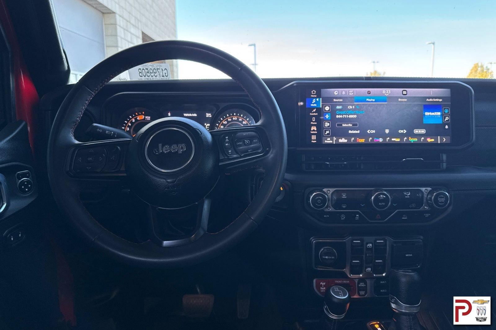 Used 2024 Jeep Wrangler Unlimited Rubicon AWD/4WD image 15