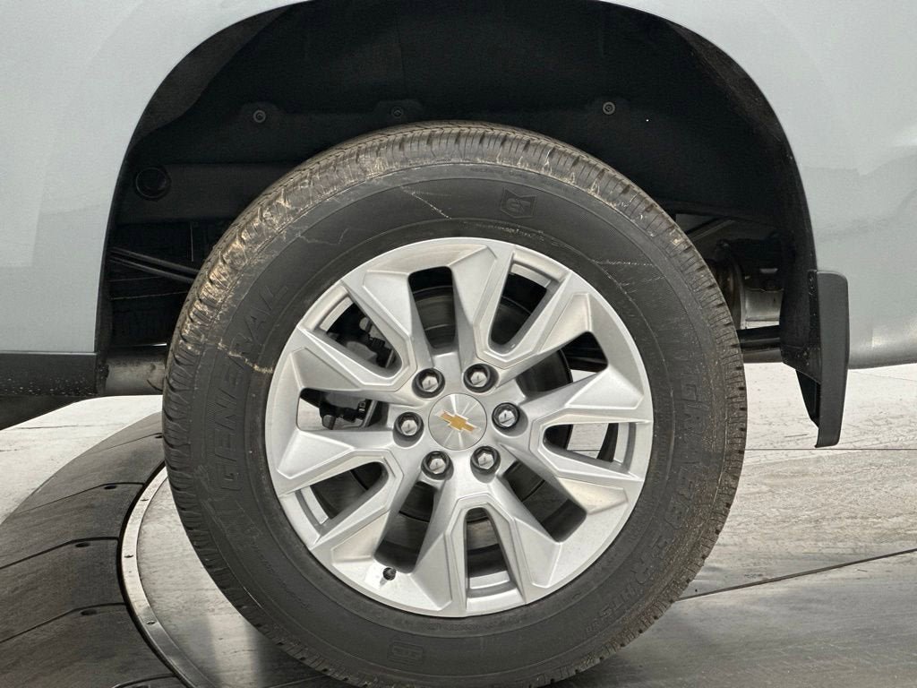 New 2026 Chevrolet Silverado 1500 Custom AWD/4WD image 27