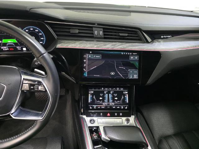 Used 2021 Audi e-tron Prestige w/ Prestige Package AWD/4WD image 7