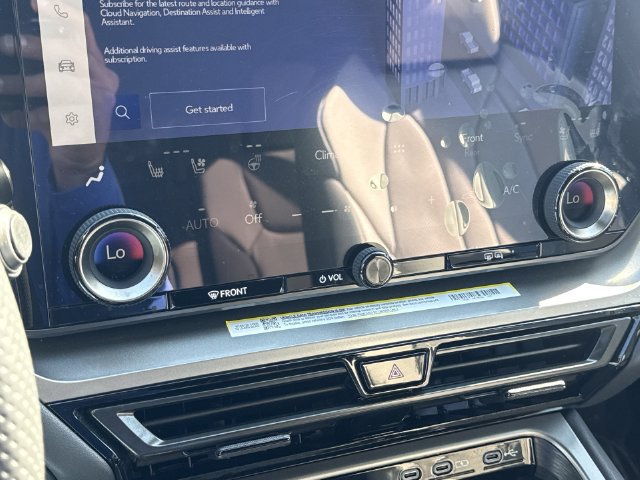 Certified 2025 Lexus TX 500h AWD w/ Technology Package image 19