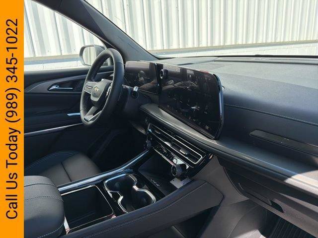 New 2026 Chevrolet Traverse LT w/ Driver Confidence Package FWD image 38
