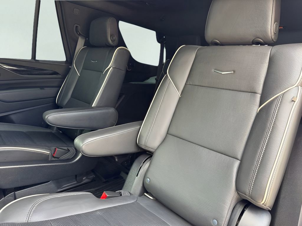 Used 2021 Cadillac Escalade Sport w/ Driver Assist Tech Package AWD/4WD image 20