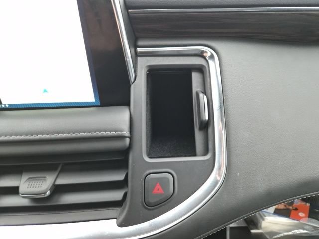 Used 2022 Chevrolet Tahoe LT w/ Luxury Package image 39