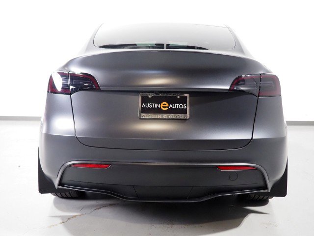 Used 2025 Tesla Model Y AWD image 49