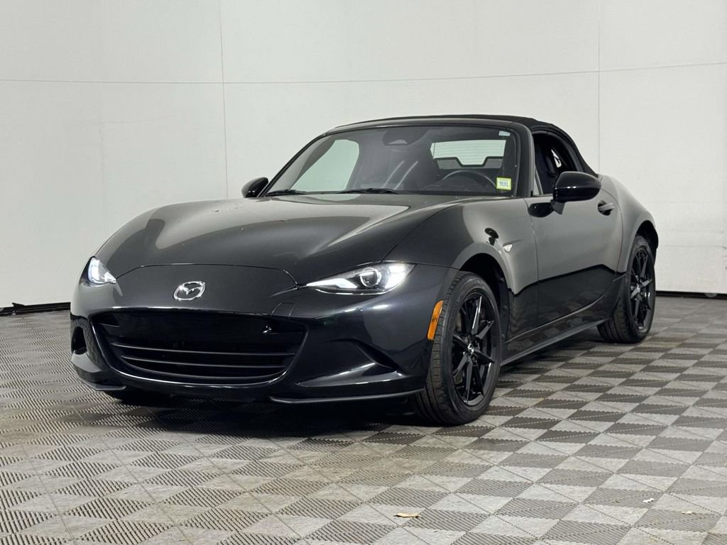 Used 2024 MAZDA MX-5 Miata Sport RWD image 7