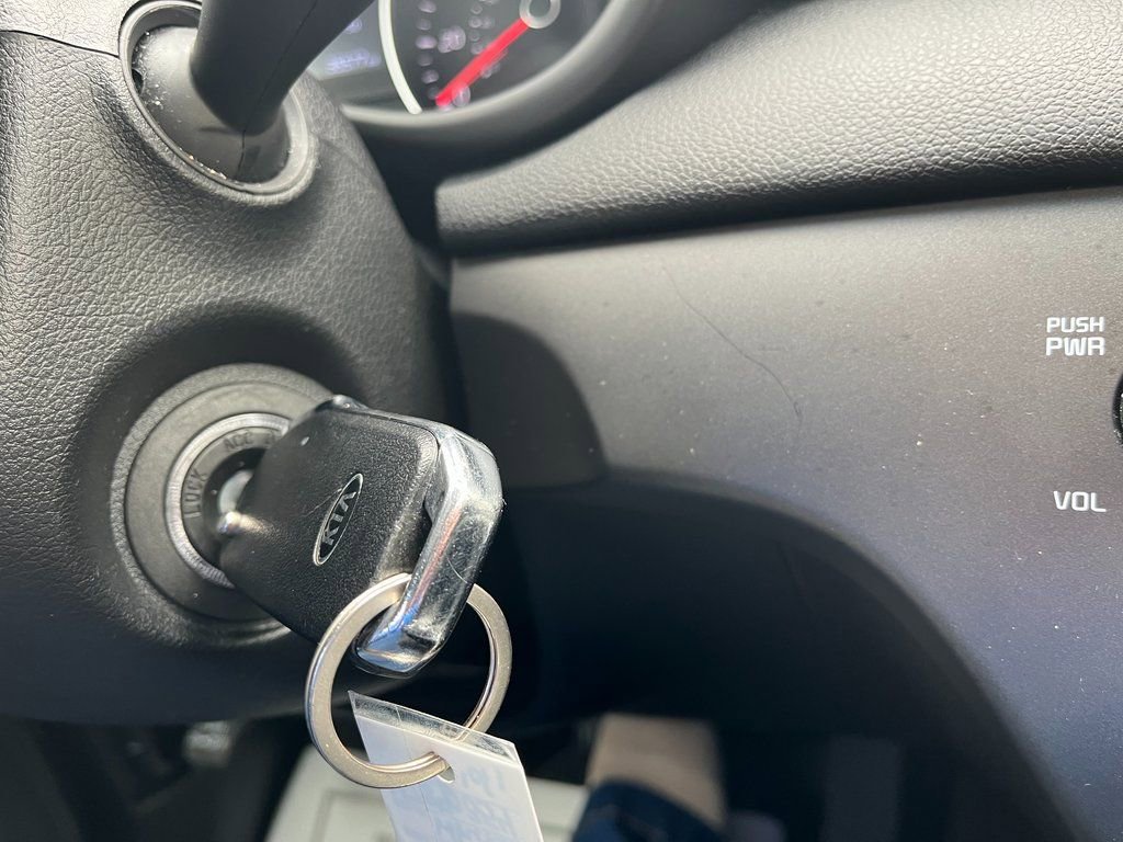 Used 2021 Kia Sportage LX w/ LX Fwd Popular Package image 19