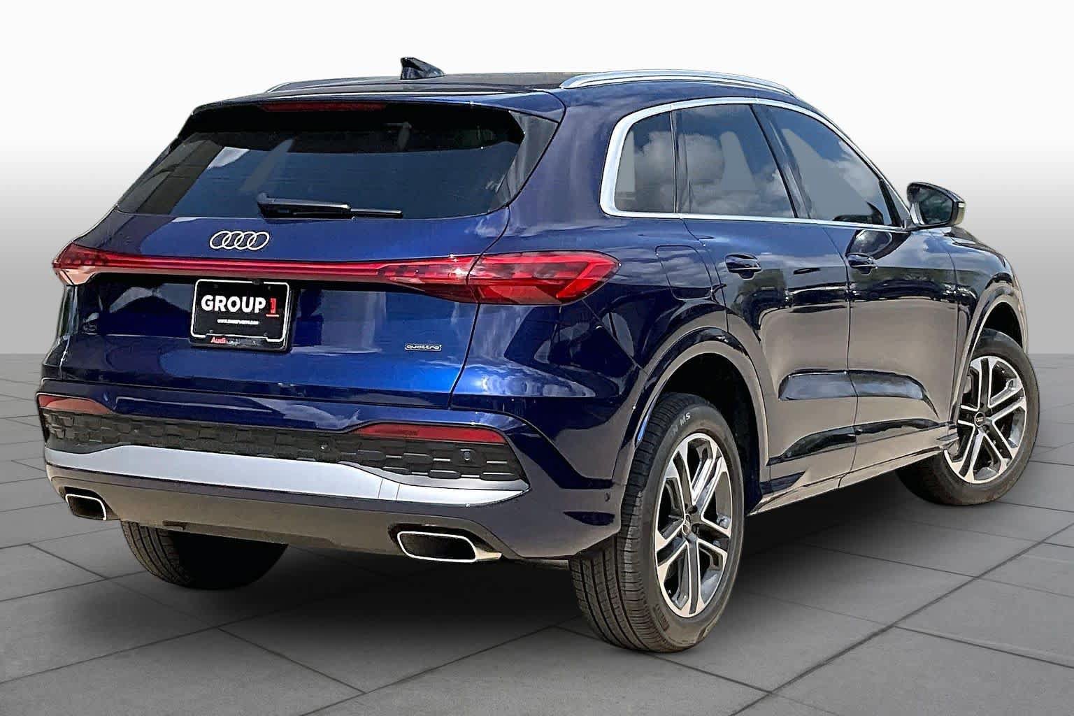 Used 2025 Audi Q5 Premium w/ Convenience Package AWD/4WD image 12